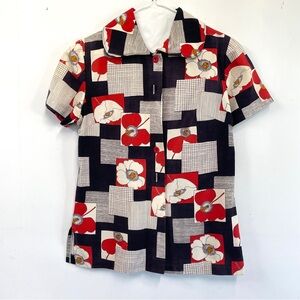 True Vintage Poppy Geometric print Short Sleeve Blouse